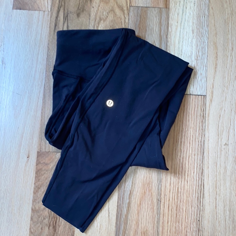 Black Lululemon Leggings-full length